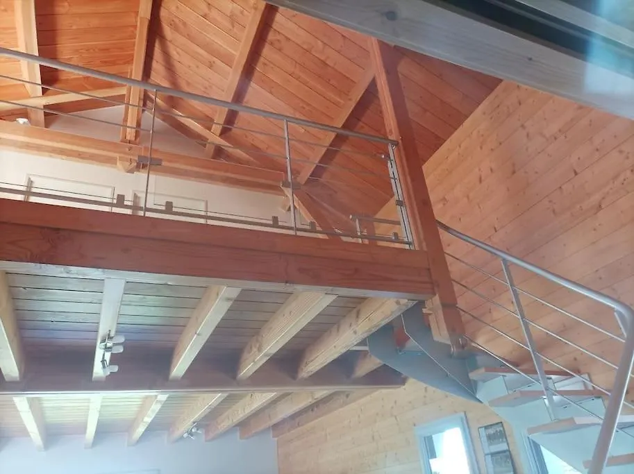 Homestay Suite A La Campagne Dans Une Jolie Maison En Bois. Laussonne